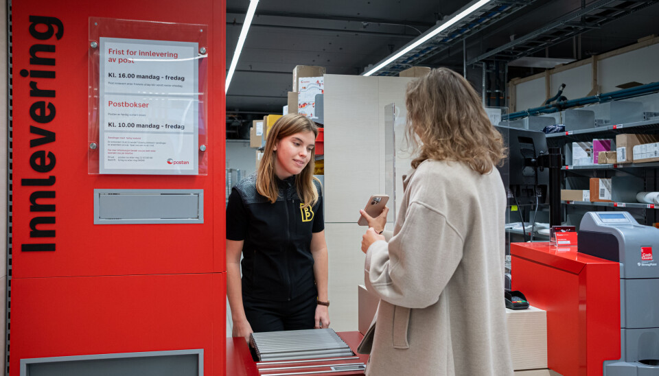 Sendinger med hentefrist 23. desember til 31. desember blir returnert 3. virkedag etter nyttår, opplyser Posten. Enkelte avsendere tillater ikke at liggetiden forlenges.