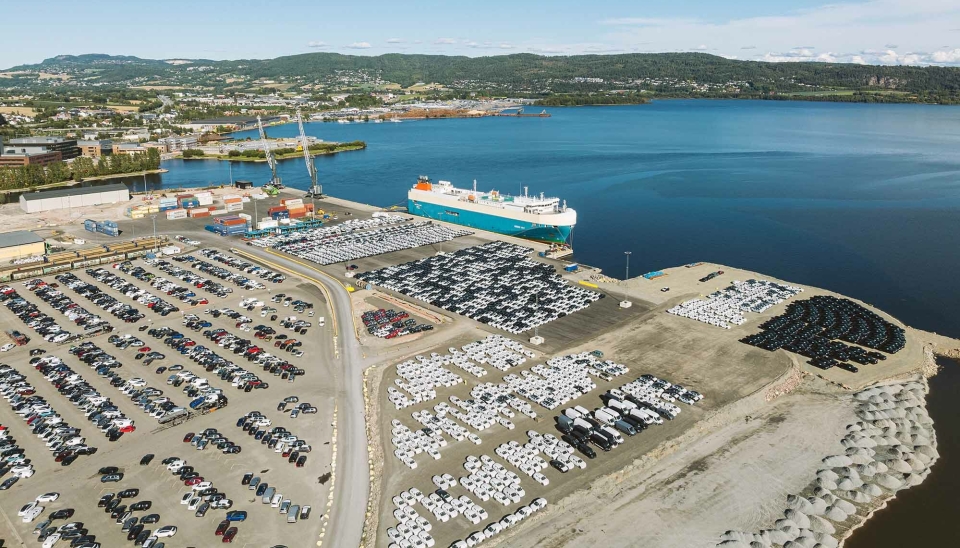 Drammen Havn er Norges største importhavn for kjøretøy og har de siste månedene og årene fylt ut store områder for å øke kapasiteten.