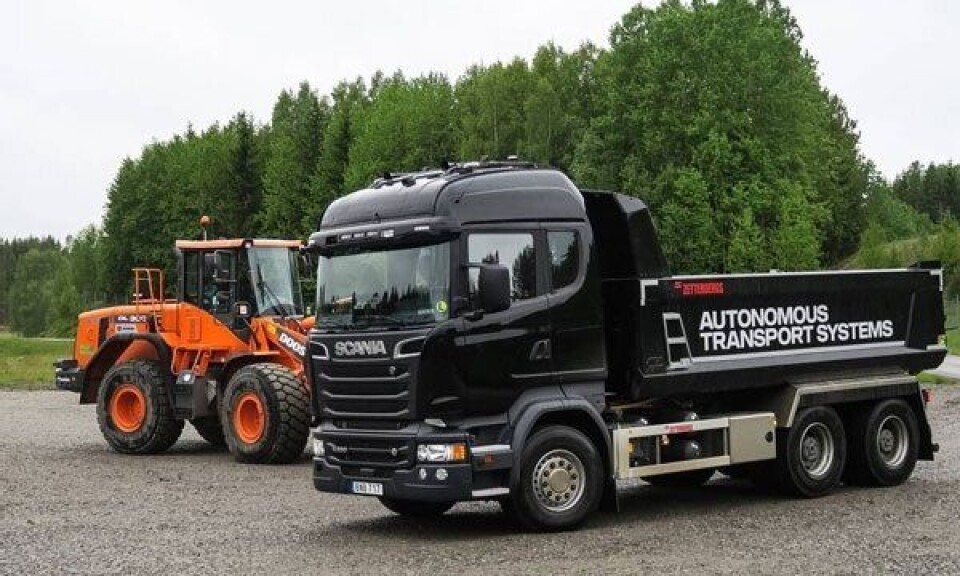 Denne Scania-en kjører selv
