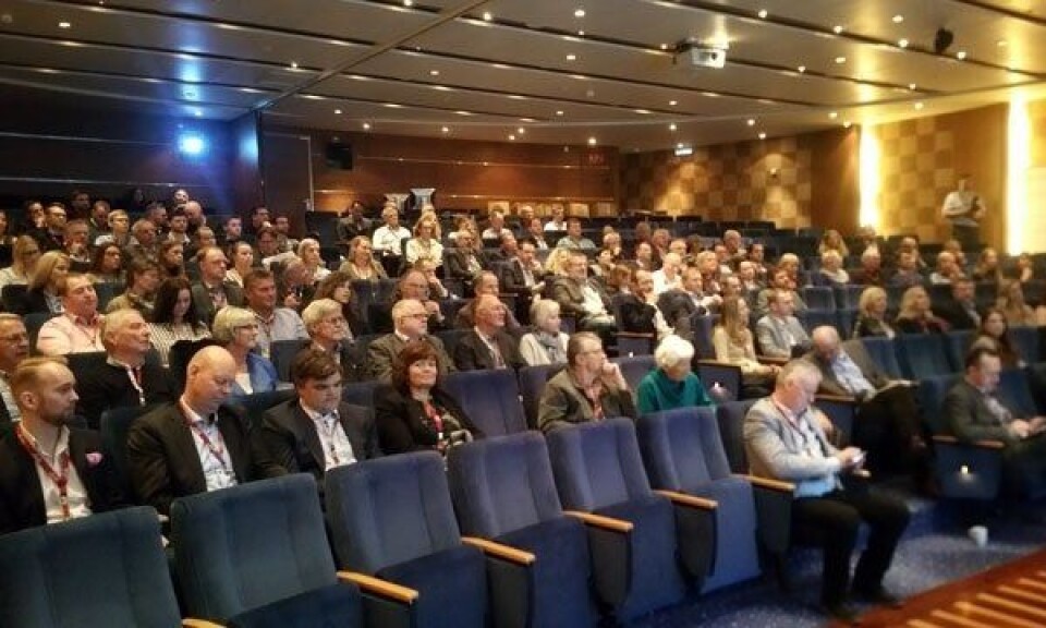 Jubileums-konferansen kaster loss