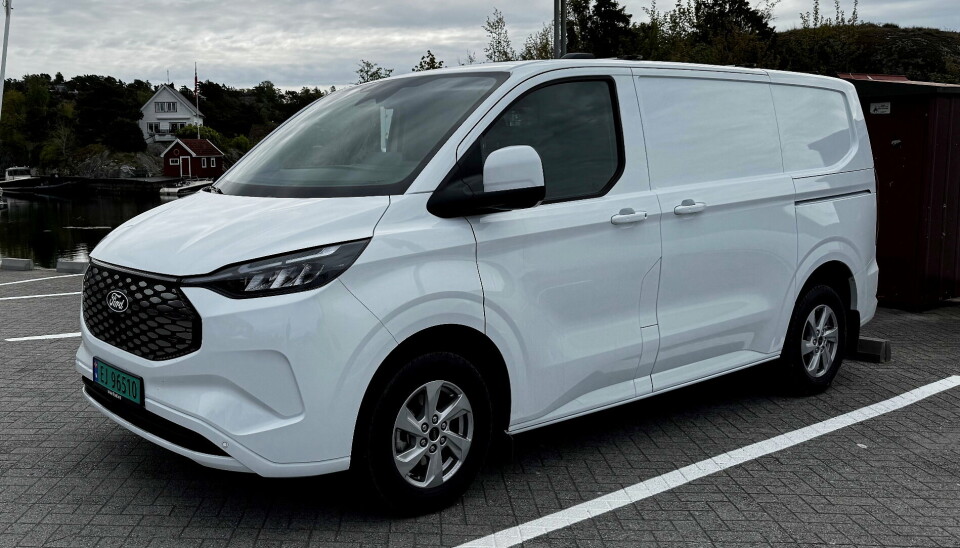 UTVALG: Tre av fire av Fords varebilmodeller leveres nå i elektrisk utgave, det begynner også å komme 4-hjulsdrevne varebiler fra ulike leverandører, men svært få har foreløpig god hengerkapasitet.