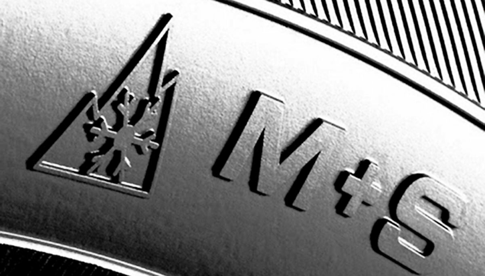MERKING: Selv om 3PMSF ikke er en garanti for gode vinterdekk er det i hvertfall et skritt på veien mot strengere krav i nabolandet.