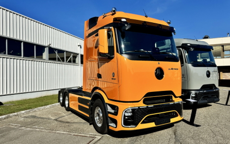 eActros trekkvogn med tre aksler