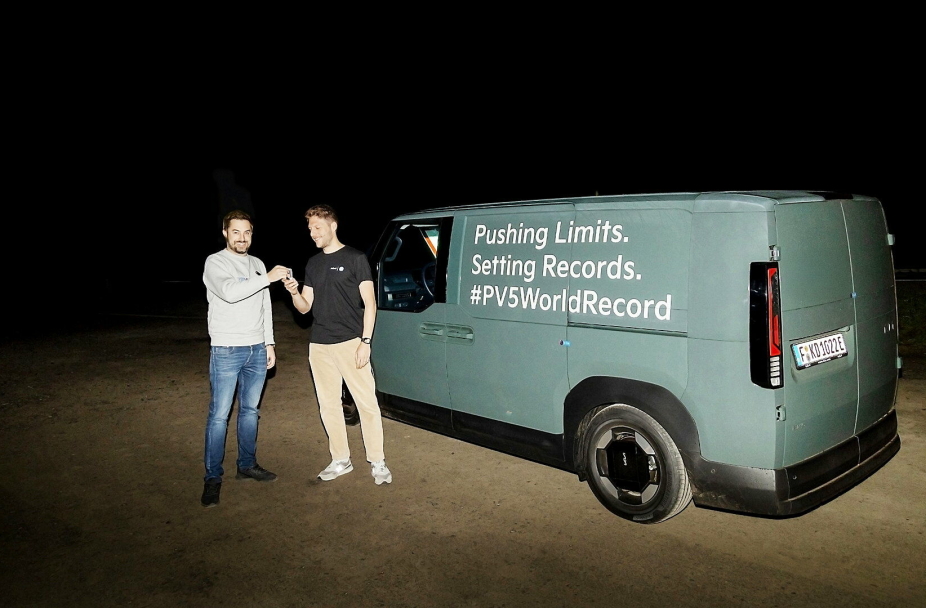 Satte Guinness-rekord på rekkevidde for lette nyttekjøretøy