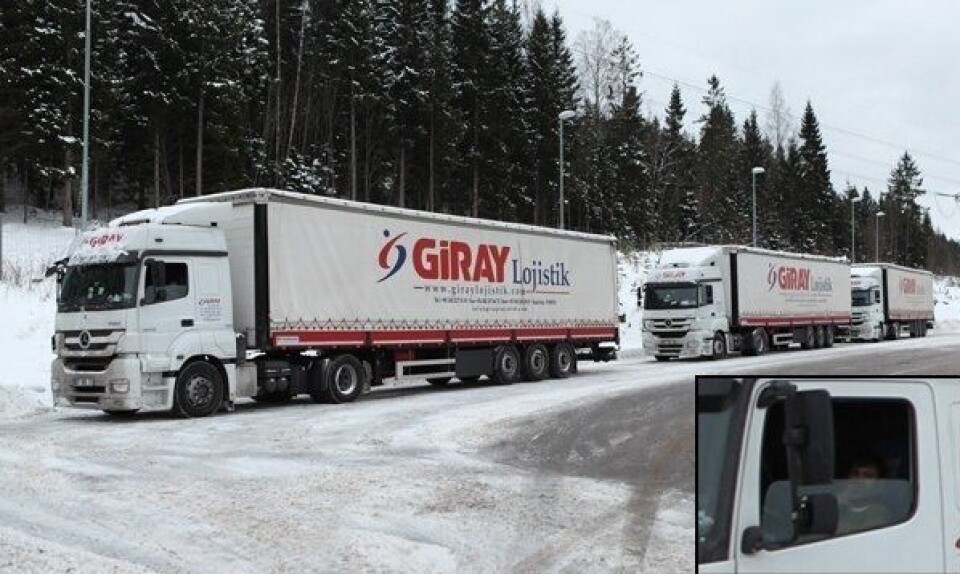 Her sitter tre sjåfører uten mat