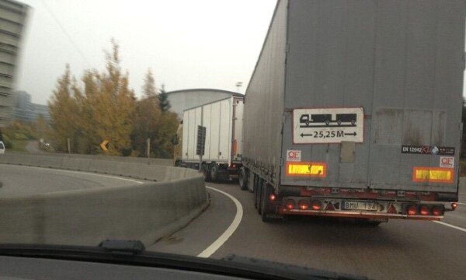 - Bare tungtransporten ødelegger veien