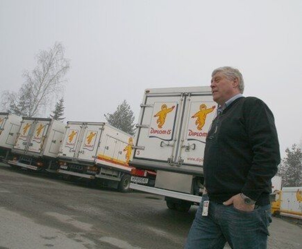 Setter halve bilparken i vinterdvale