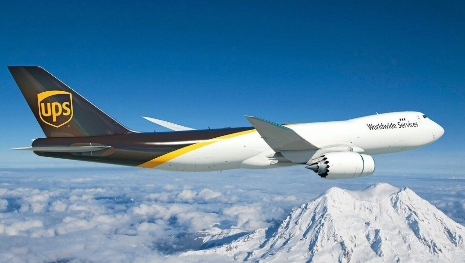 Bestilte 14 frakt-jumboer