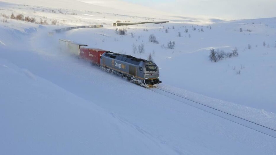 Tine flytter melketransport til jernbane