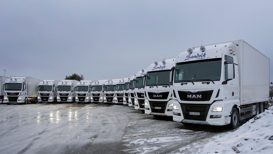Det var trangt på plassen da MAN i Trondheim fikk stilt opp alle de 17 nye TGX’ene til Sandvik Transport. Foto: Nicolay Søderlind/ MAN Truck & Bus Norge