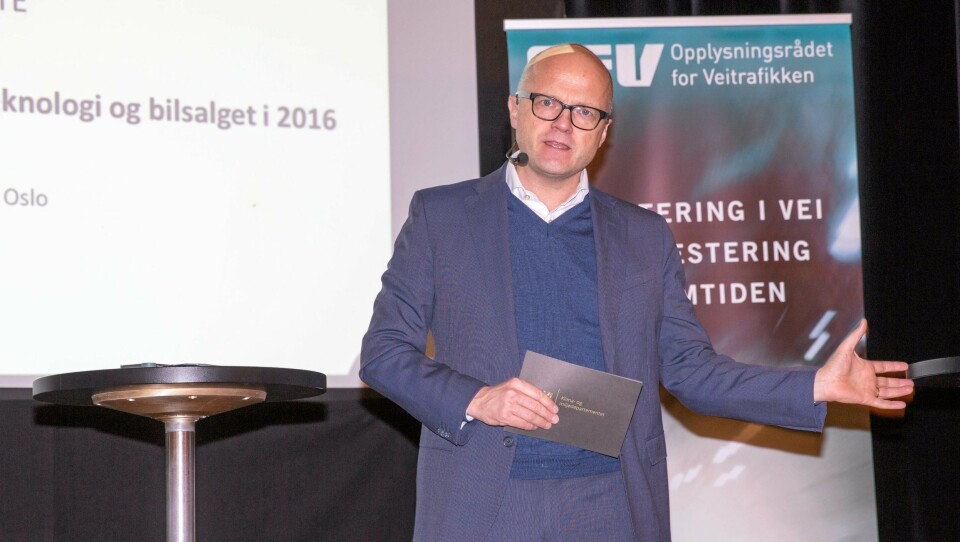 Klima og miljøminister Vidar Helgesen håper at satsing på miljøvennlig drivstoff i Norge, kan gi Norge en konkurransefordel om vi er tidlig ute med teknologien.
