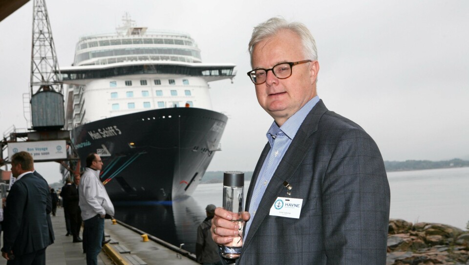 Deleier og styremedlem Rune Fløgstad i Voss Water ivrer for gods på skinner og sjø. (Foto: Per Dagfinn Wolden)
