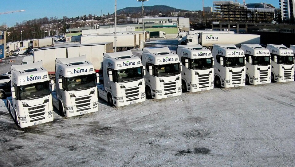 Bama Logistikk fikk overrakt sine 10 nye Scania-er med 500 hestekrefters motor. Bama Logistikk fikk overrakt sine 10 nye Scania-er med 500 hestekrefters motor.