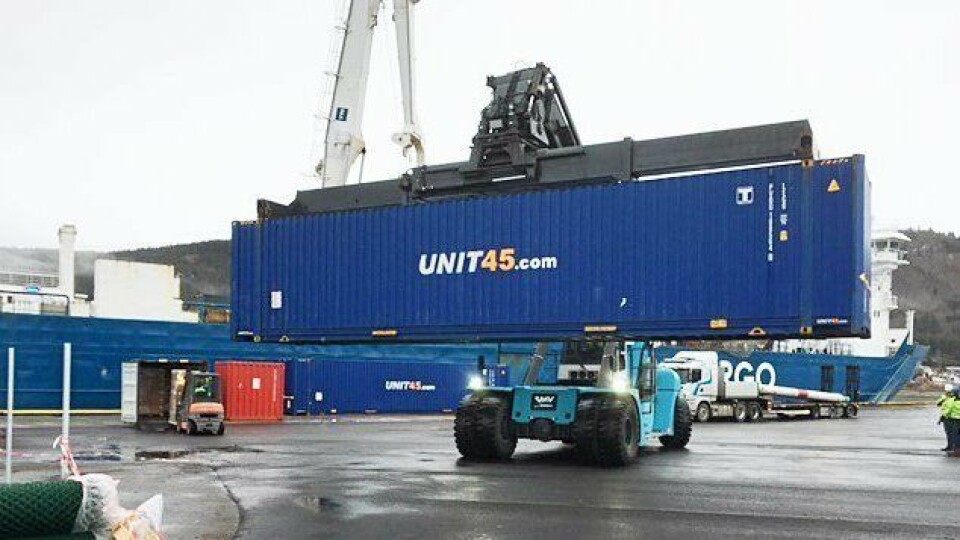 SC Express hadde sitt første regulære anløp i Surnadal Havn.Foto: KNH IKS