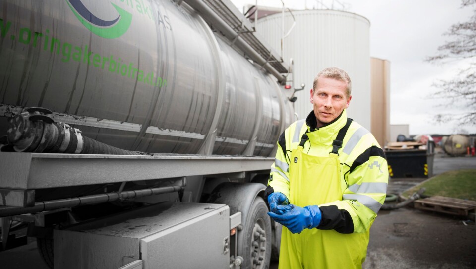 Biogasstankbil hos Fredrikstad kommunes prosessanlegg.