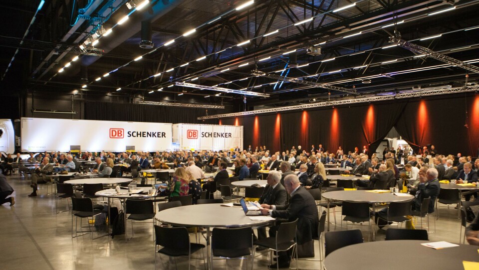Det var folksomt under åpningen av Transport & Logistikk.