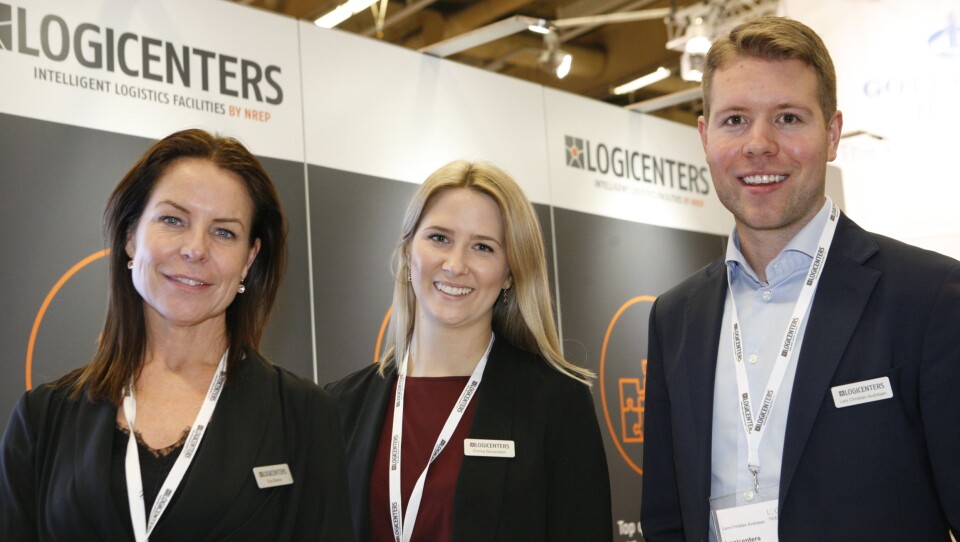 Lars Christian Andrésen hadde med seg blant andre kollegene Eva Sterner (t.v.) og Emma Reuterdahl på Logistik & Transport-messen i Göteborg. Foto: Per Dagfinn Wolden