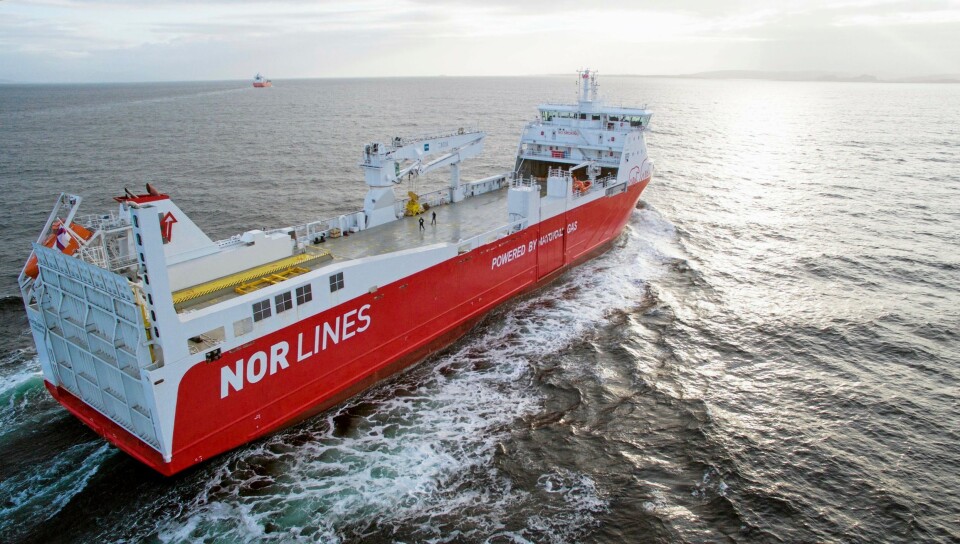 Nor Lines fosser videre med Dag Ulstein ved roret.