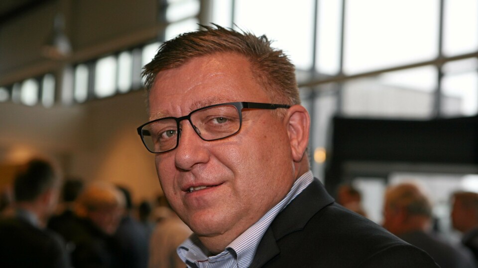 Geir A. Mo, adm. direktør i Norges Lastebileier-Forbund (NLF): - For oss er det transport som gjelder, og at våre medlemmer leverer de beste transportløsningene, noe som i de aller, aller fleste tilfeller involverer en lastebil. Men vi har også medlemsbedrifter som bruker varebiler, tog, fly og båt, sier «lastebilgeneralen» som også understreker at NLF arbeider beinhardt for å sikre gode vilkår for transportnæringen. – Vi skal levere konkurransedyktige norske transporttjenester i en tid med et sterkt økende transportbehov og en stadig sterkere internasjonal konkurranse, understreker Mo. Foto: Per Dagfinn Wolden