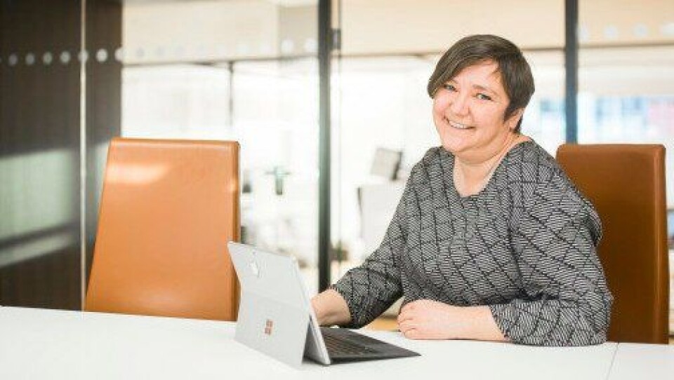 Nyansatt logistikkspesialist hos NorthSea Container LInes hovedkontor i Haugesund, Sylvia Paulsen. Foto: Vincent Hansen.