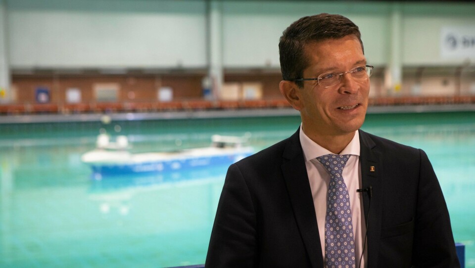 Konsernsjef Kongsberg Gruppen, Geir Håøy, satser nå på autonome skip sammen med Wilhelmsen. Konsernsjef Kongsberg Gruppen, Geir Håøy, satser nå på autonome skip sammen med Wilhelmsen.