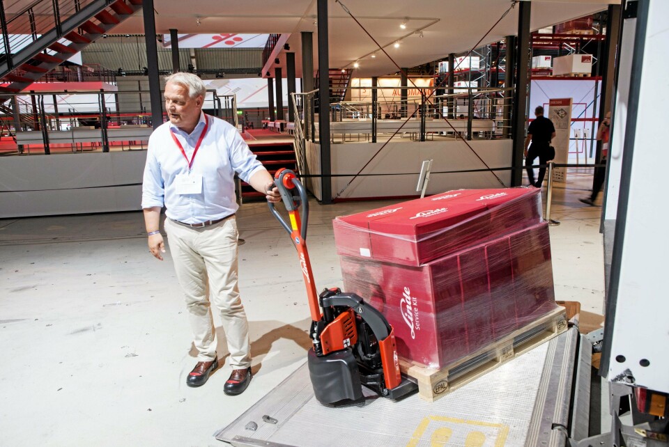 LETT: MT12 er en ny elektrisk jekketralle som er svært kompakt, og passer ifølge Per Erik Pedersen i Hesselberg, perfekt på løftelemmen.