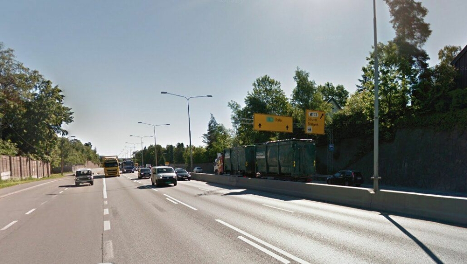 Strekningen Solvik - Ramstad på E18 i Bærum er sterkt trafikkbelastet av lastebiler.