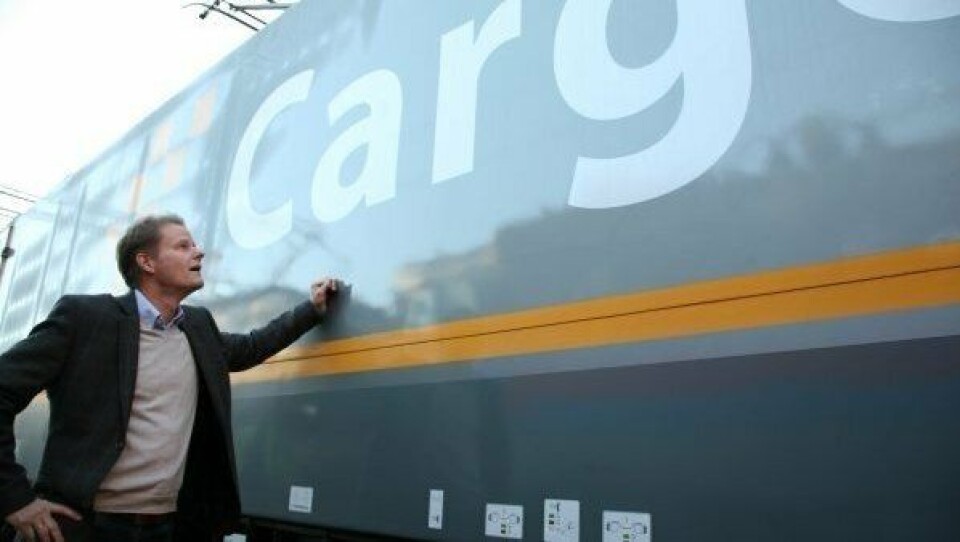 - Godstogenes skjebne ligger i politikernes hender, mener adm. direktør Are Kjensli i NHO Logistikk og Transport. - Godstogenes skjebne ligger i politikernes hender, mener adm. direktør Are Kjensli i NHO Logistikk og Transport.