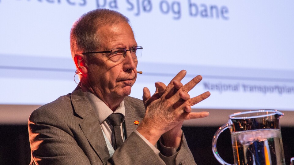 Vegdirektør Terje Moe Gustavsen peker på at teknologien vil vi det bærende elementet i neste NTP.