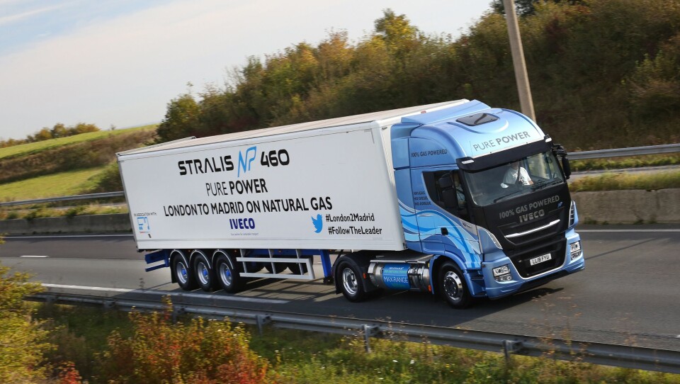 En Iveco Stralis NP 4x2, startet i London og trakk en treakslet skapsemitrailer. Vogntogvekten var 30 tonn. Etter en kort fergestrekning fra Dover til Calais fullførte kjøretøyet en 1728 km lang tur til Madrid uten etterfylling av drivstoff.