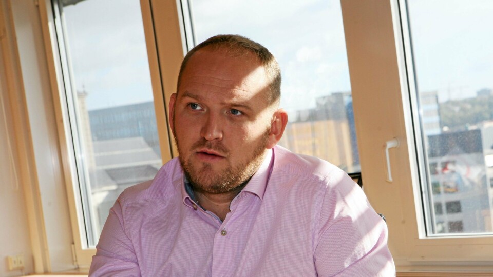 Tidligere landbruks- og matminister Jon Georg Dale overtok som samferdselsminister etter Ketil Solvik-Olsen, og som etter sigende håndplukket Dale til stillingen som statssekretær i Samferdselsdepartementet da Erna Solberg og Siv Jensen satte sammen sin første regjering høsten 2013.Dale som representerer det store samferdselsfylket, Møre og Romsdal, ble siden statssekretær i Finansdepartementet før Erna Solberg utnevnte ham til landbruksminister i desember 2015. Foto: Per Dagfinn Wolden Tidligere landbruks- og matminister Jon Georg Dale overtok som samferdselsminister etter Ketil Solvik-Olsen, og som etter sigende håndplukket Dale til stillingen som statssekretær i Samferdselsdepartementet da Erna Solberg og Siv Jensen satte sammen sin første regjering høsten 2013.Dale som representerer det store samferdselsfylket, Møre og Romsdal, ble siden statssekretær i Finansdepartementet før Erna Solberg utnevnte ham til landbruksminister i desember 2015. Foto: Per Dagfinn Wolden