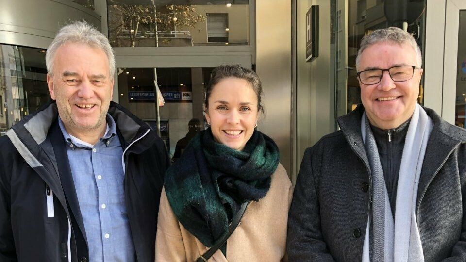 Fra v.: Havnedirektør Tore Lundestad, Marianne R. Kahrs og Per Olav Dypvik., begge sivilingeniører. Foto: Borg Havn.