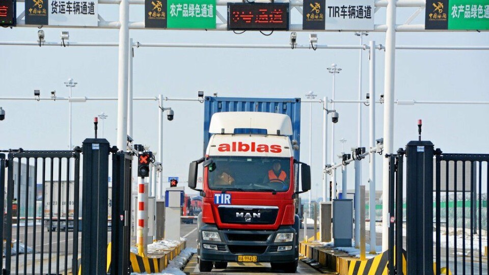 LANG RUTE: Første TIR transport fra Europa til Kina var fremme etter 12 dager og 7400 kilometer.