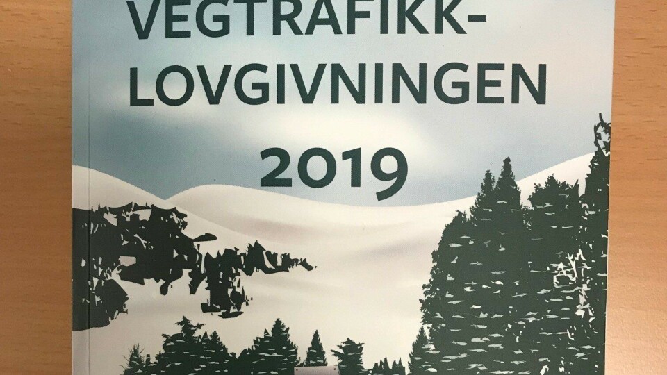 Få med deg de viktigste norske lovene og forskriftene, samt de mest sentrale EU-reglene som gjelder vegtransport.