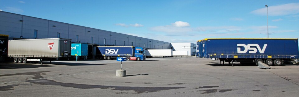 FLYTTER: I dag holder DSV Road til her på Fugleåsen på Langhus, mens DSV Solutions ligger like borti gata. Om to år holder begge til i Vestby.
