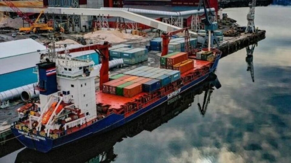 Samskip linker Oslo både østover til Polen og Baltikum og vestover til Ålesund. Den nye ruten forbinder også Island og Færøyene via Cuxhaven og Århus. Samskip linker Oslo både østover til Polen og Baltikum og vestover til Ålesund. Den nye ruten forbinder også Island og Færøyene via Cuxhaven og Århus.