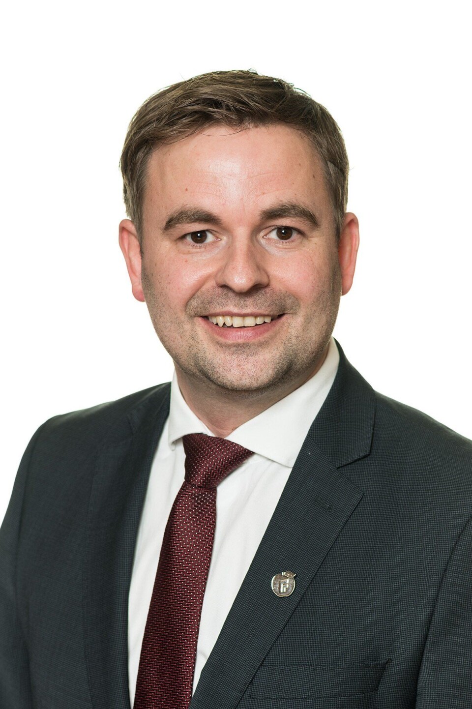 – I mine øyne er en sjøverts godsrute i forlengelsen av Nordlandsbanen et svært godt tiltak for å redusere godsmengden på vei, sier statssekretær Allan Ellingsen (Frp).