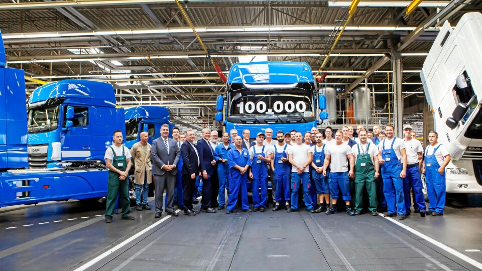 TIL BELGIA: Jubileumskjøretøyet er en DAF XF 450 4x2 FT Super Space Cab. Bilen skal til Groep Gheys i Mol i Belgia.