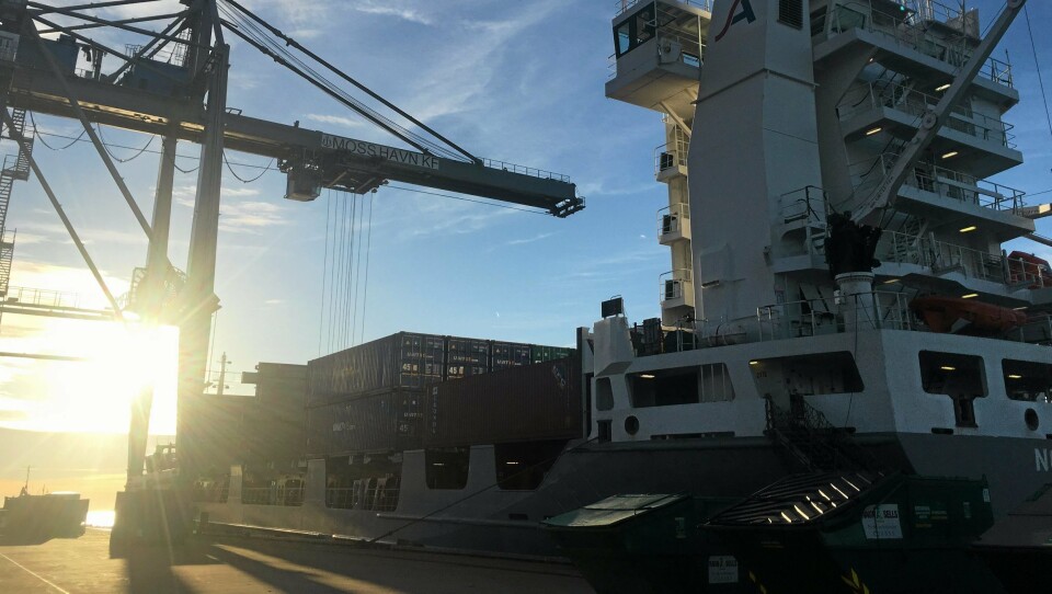 Viasea har i dag ruter fra England, Nederland, Tyskland, Polen og Litauen til Norge, der havnene i Moss, Oslo og Kristiansand anløpes. Viasea har i dag ruter fra England, Nederland, Tyskland, Polen og Litauen til Norge, der havnene i Moss, Oslo og Kristiansand anløpes.