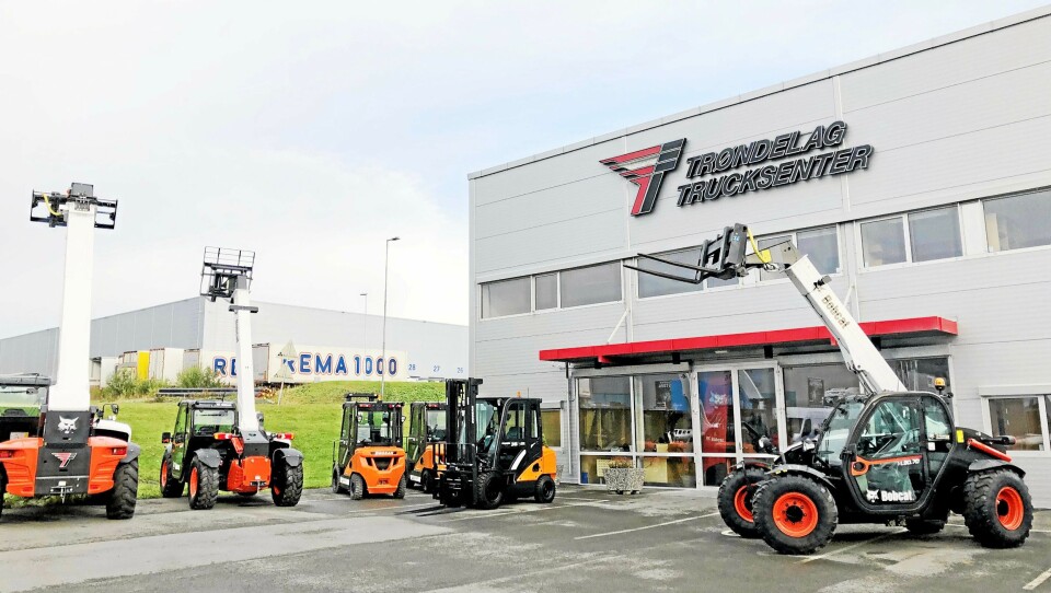 NYE MERKER: Det blir Doosan og BobCat som kommer til å dominere hos Trøndelag Trucksenter fremover.
