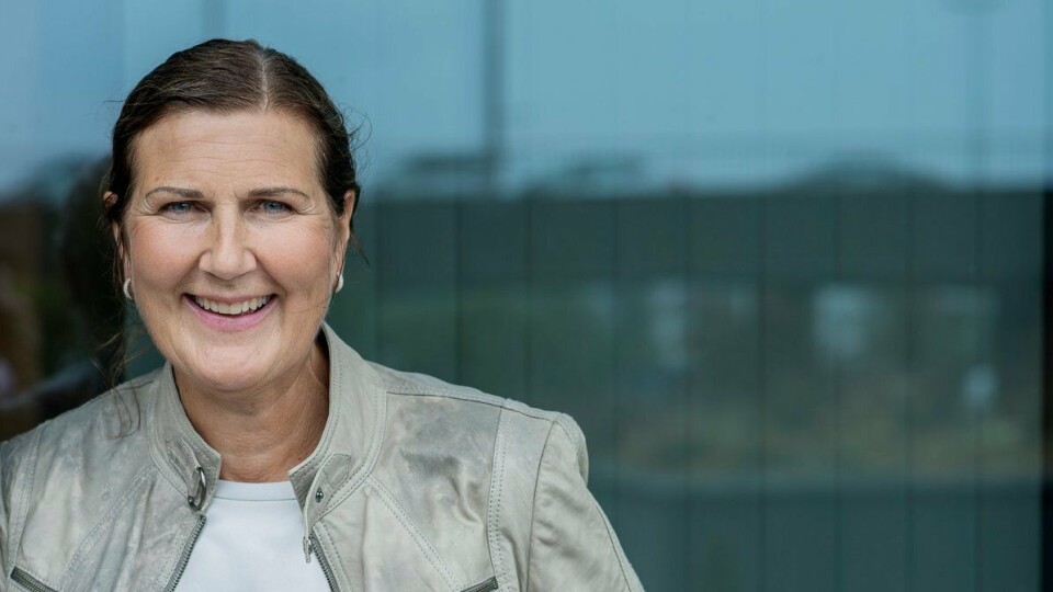 Ingrid Dahl Hovland, adm. direktør i Nye Veier:– Bedre, billigere og raskere veier er Nye Veier-sjefens motto. Som leder av det statlige utbyggingsselskapet for utvalgte prosjekter på hovedvegnettet må Hovland ta i bruk innovative prosesser og nye løsninger for å oppnå målene i et stort spekter av store samferdsels-utbygginger.Hovland er kjent som en erfaren leder med bred og solid erfaring fra industri- og entreprenørvirksomhet, blant annet fra Statens vegvesen og større utbygginger innen vegsektoren. Ingrid Dahl Hovland, adm. direktør i Nye Veier:– Bedre, billigere og raskere veier er Nye Veier-sjefens motto. Som leder av det statlige utbyggingsselskapet for utvalgte prosjekter på hovedvegnettet må Hovland ta i bruk innovative prosesser og nye løsninger for å oppnå målene i et stort spekter av store samferdsels-utbygginger.Hovland er kjent som en erfaren leder med bred og solid erfaring fra industri- og entreprenørvirksomhet, blant annet fra Statens vegvesen og større utbygginger innen vegsektoren.
