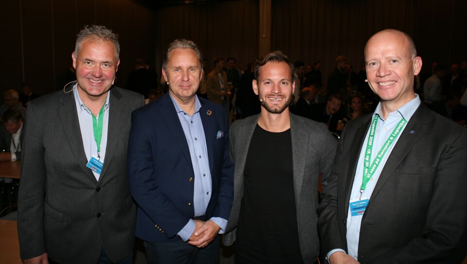 De vil ha mer effektive og velfungerende havner mot 2030. Fra venstre ordstyrer Arnt-Einar Litsheim, fagdirektør i Norske Havner, Peter Due fra Yara Birkeland, Sigurd Løvfall fra Sweco og Ingvar Mathisen i Oslo Havn. Foto: Per Dagfinn Wolden