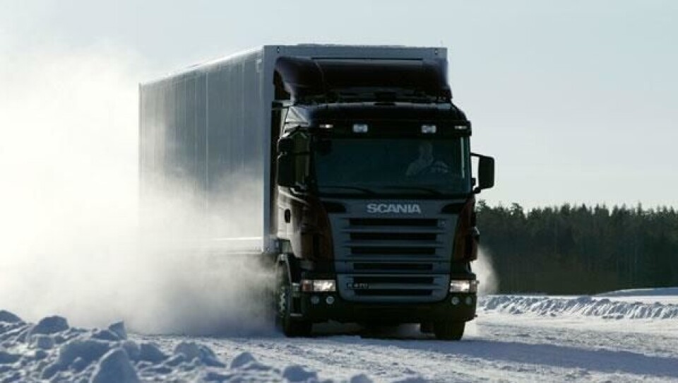 Egg transporteres unødvendig i 2000 kilometer med forurensende transport, mener Miljøstiftelsen Zero.