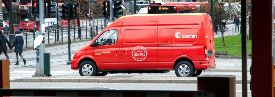 Posten tar i bruk 22 elektriske Maxus-varebiler