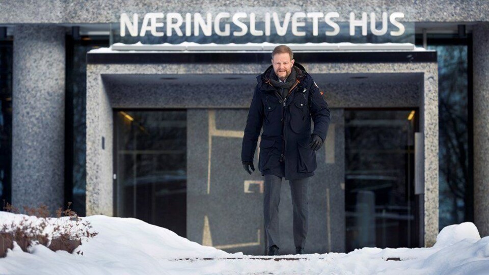 – Her må det skjerping til, sier adm. direktør Are Kjensli i NHO Logistikk og Transport, og viser til at det fortsatt skjer altfor mange dødsulykker hvor vogntog er involvert. – Her må det skjerping til, sier adm. direktør Are Kjensli i NHO Logistikk og Transport, og viser til at det fortsatt skjer altfor mange dødsulykker hvor vogntog er involvert.