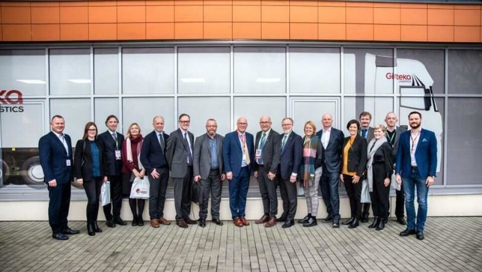 En norsk delegasjon besøkte Girtekas hovedbase i Vilnius onsdag.