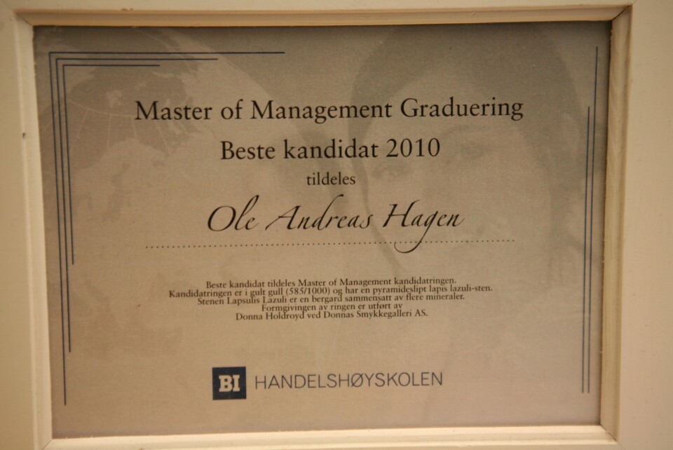 MASTER: Ole Andreas Hagen har Master i Management fra BI. Dette viser bare at bransjen er fullt på høyde med andre bransjer hva kompetanse angår. MASTER: Ole Andreas Hagen har Master i Management fra BI. Dette viser bare at bransjen er fullt på høyde med andre bransjer hva kompetanse angår.