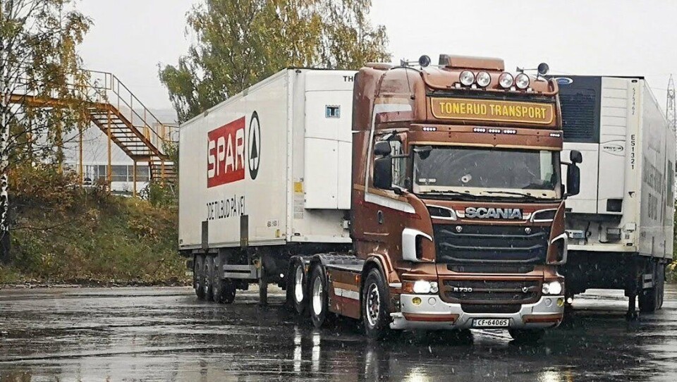 Vegvesenets kontrollører gjennomførte foretakskontrollen hos Tonerud Transport i 2017, og fikk da ikke den dokumentasjonen de etterspurte. Politiet ble kontaktet og gjennomførte en ransakelse i bedriftslokalene. Under denne ble det funnet mer dokumentasjon som underbygde sakene mot både sjåførene og firmaet.