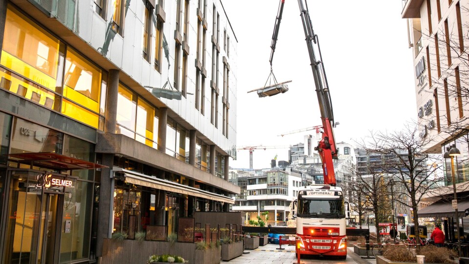 Lossing på riggplass på Tjuvholmen i Oslo.