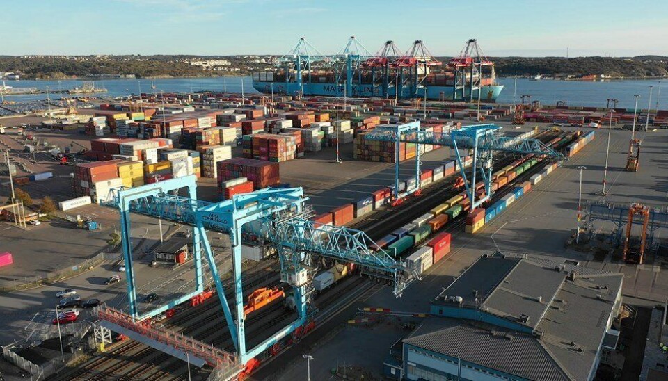 Over halvparten av containerne kommer med jernbanen til Göteborg havn
